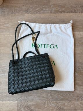 Bottega Veneta Dark Green Small Andiamo Leather Shoulder Bag with Braided Strap